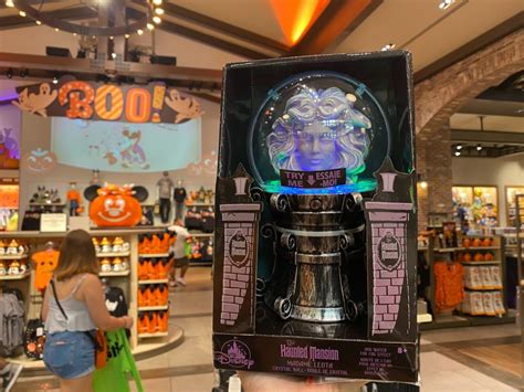 PHOTOS: New Madame Leota Light-Up Crystal Ball (with Fog Effects ...