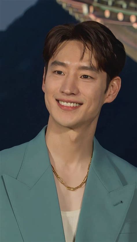 lee je hoon trong 2025
