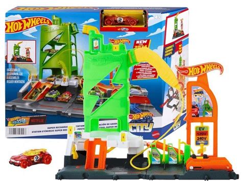 Игрушечный трек Hot Wheels City Car Суперзарядная станция для электромобилей Хот Вилс HTN