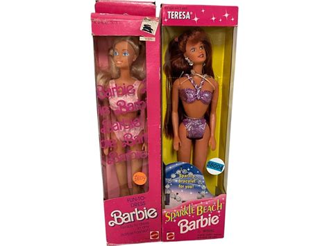 Lot 2 Vintage Fun To Dress Barbie And Sparkle Beach Teresa