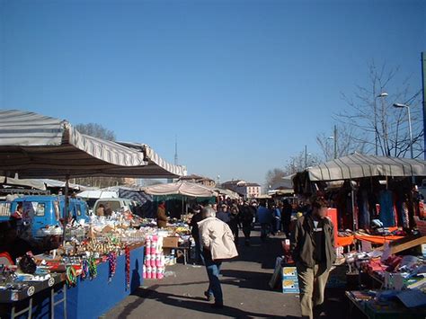 Markets In Milan Enjoy The Authentic Milanese Life