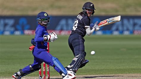 Recent Match Report New Zealand Women Vs India Women 2nd ODI 2022