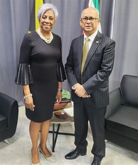 Sandra Glasgow Is Honorair Consul Voor Suriname Op Jamaica Dagblad