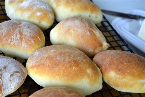 Portuguese Rolls | kitchengetaway.com