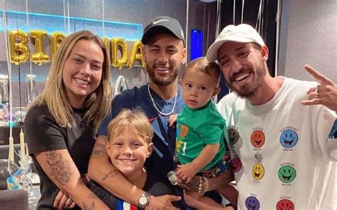 Neymar Faz Festinha De Anos Para O Filho Davi Lucca Fam Lia