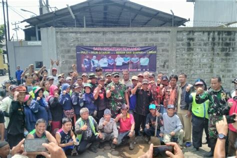 Satgas Citarum Sektor 21 Giat Karya Bakti Bersama Semua Elemen