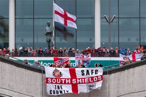 Sunderland Fans At Wembley Picture Special Chronicle Live