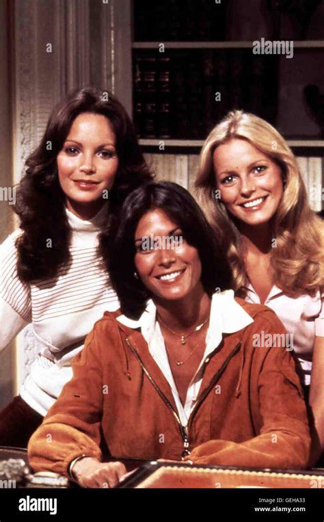 Jaclyn Smith Cheryl Ladd Kate Jackson Légende Locale 1976 Charlie S Angels Première