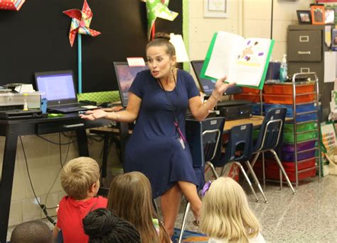 Greenwood Elementary School First Day Of Classes