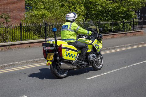 Staffordshire Police Rpu Lc Yvv Lewis Orme Flickr