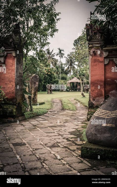 BALI, INDONESIA - JANUARY 12, 2018: Territory of Rudana Art Museum ...