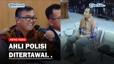 Pengacara Pegi Tertawai Ahli Polda Jabar Karena Ogah Jawab Pertanyaan