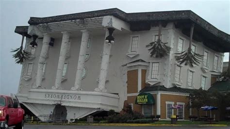 Cool Upside Down Building In Pigeon Forge Tn Wonderworks Youtube