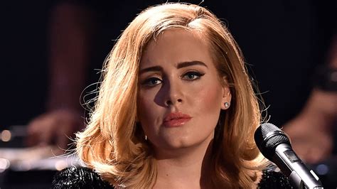 Adele Feared For Her Life After Smoking 25 Cigarettes A Day Huffpost