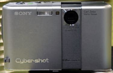 Sony Cyber Shot DSC G1 First Impressions Review Reviewed