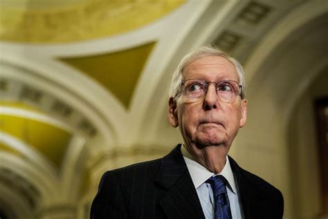 Mitch McConnell to step down as Senate GOP leader after November ...