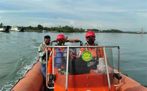 Hilang Kontak Basarnas Banjarmasin Cari Speedboat Dan Penumpang Di