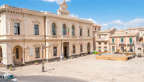 Palazzolo Acreide In Sicilia Il Borgo Barocco Patrimonio Dellunesco