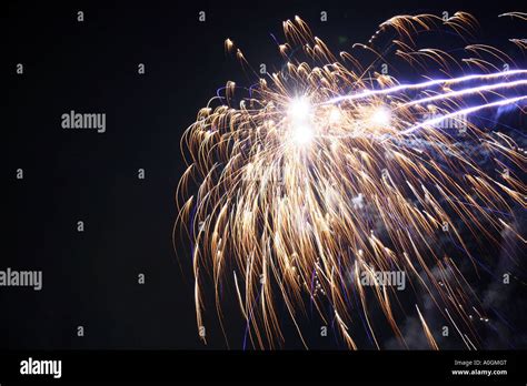 Golden Fireworks On Fireworks Night Stock Photo Alamy