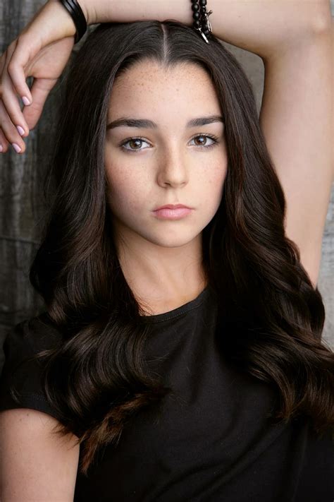 Indiana Massara - Biografía, mejores películas, series, imágenes y