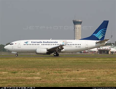 Pk Ggn Boeing 737 3u3 Garuda Indonesia Achdiyatma Reza Jetphotos