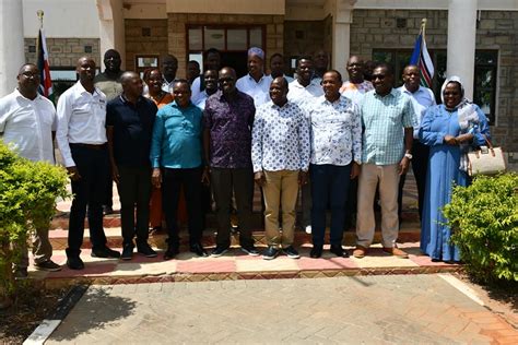 H.E MAJ RTD DR. DHADHO GODHANA GADDAE TAKES OATH OF OFFICE - County Government of Tana River