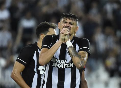 Botafogo passou vergonha no Brasileirão e agora foi castigado no