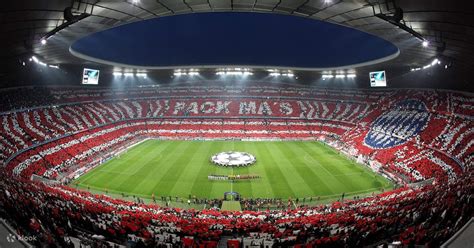 ตวเขาชมการแขงขน FC Bayern Munich ทสนาม Allianz Arena Klook