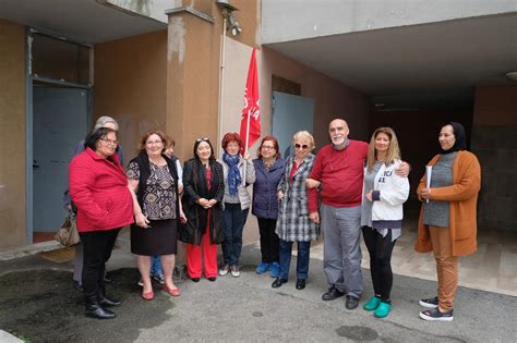 Via Cilea Montacarichi E Ascensori Fuori Uso Protesta Degli Inquilini