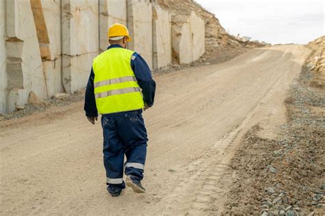 Safety Tips For Lone Workers