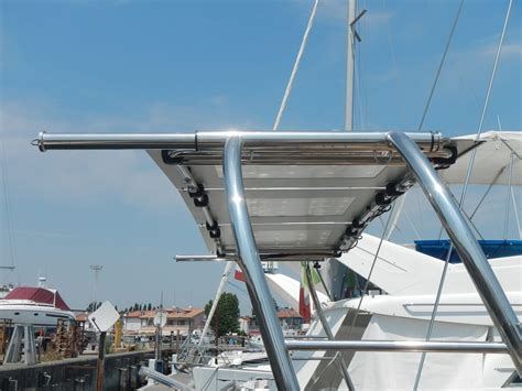 Asseaboat Sun Bar Rollbar Sistema Pannelli Solari Sul Pulpito Di Poppa