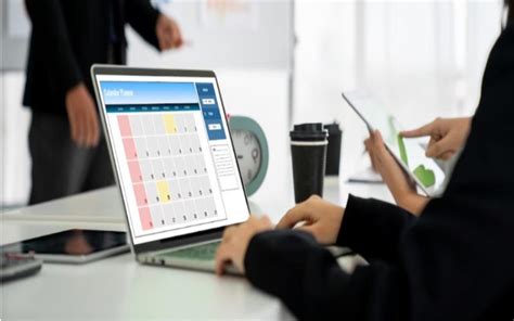 How Does Timesheet Management Software Help An Organization Track Time