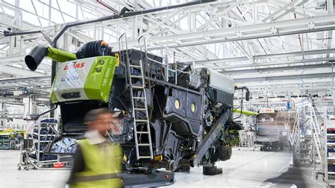 Excellence Harsewinkel The Worlds Most Modern Combine Assembly Plant