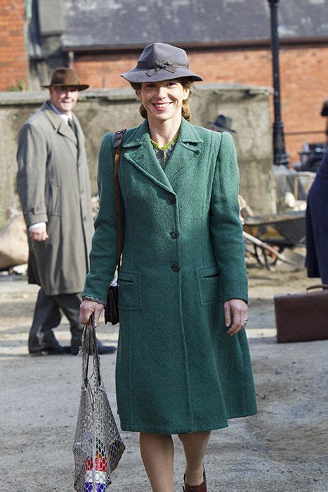 Missing Foyle S War Actress Honeysuckle Weeks Found Safe Hello