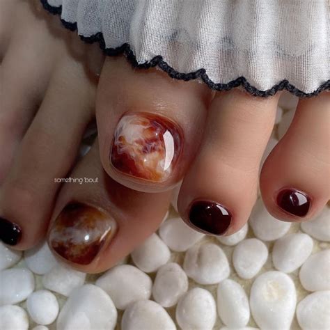 25 Pretty Pedicure Designs And Trends 2022 Brown Marble Pedicure