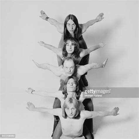 Mott The Hoople Photos And Premium High Res Pictures Getty Images