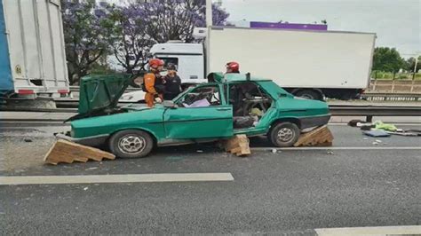 Dos Muertos Y Un Herido Grave En Choque En La General Paz