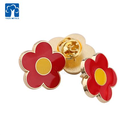 Customize Cute Flower Soft Enamel Badge With Epoxy Cover Pin Badge