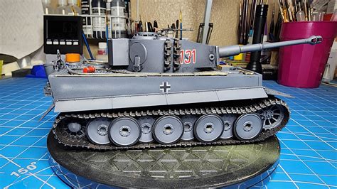 German Tiger I Mid Production Tank Plastic Model Military Vehicle