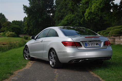 Essai MERCEDES Classe E Coupé Motorlegend