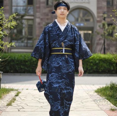 Arriba Imagen Japanese Outfit Male Abzlocal Mx