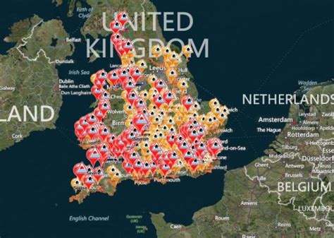 Uk Weather Severe Flood Warnings Issued As David Cameron Vows To