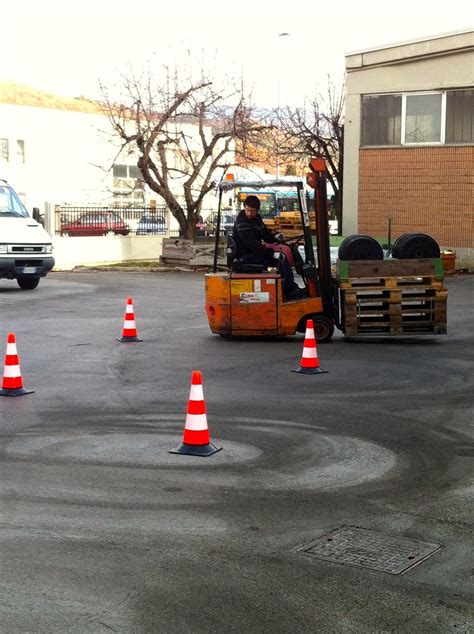 Corso Di Abilitazione Per Operatori Di Carrelli Elevatori Flickr