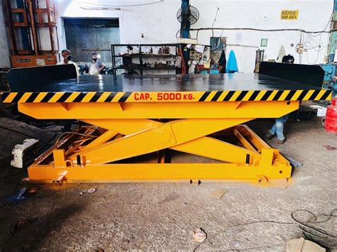 Hydraulic Scissor Lift Working Height Feet Capacity Ton At Rs