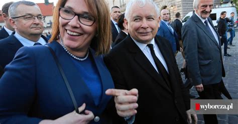 Wpłaty na fundusz wyborczy PiS W czołówce szefowa biura Beaty Mazurek