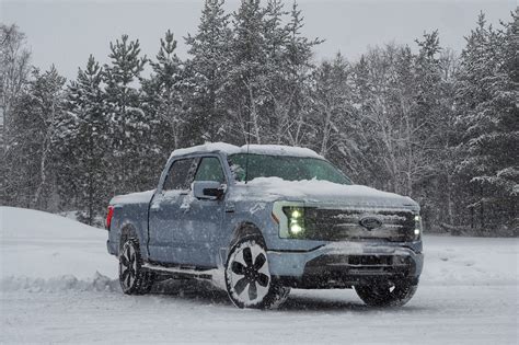 2023 Ford F-150 Lightning real world range review - Reviews | Driving