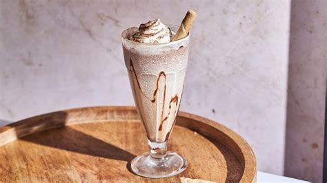 Frozen Nutella Mudslide Cocktail Recipe