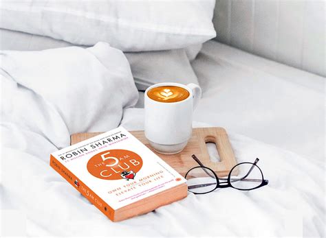 The 5 AM Club: A Transformative Book for Women in their 40s