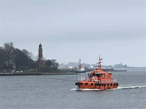 Lotsenboot Laboe In Der Kieler F Rde Shipspottingmag