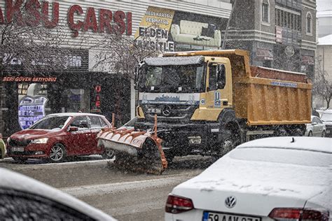 Erzurum Ve Ardahan Da Kar Ya Etkili Oluyor